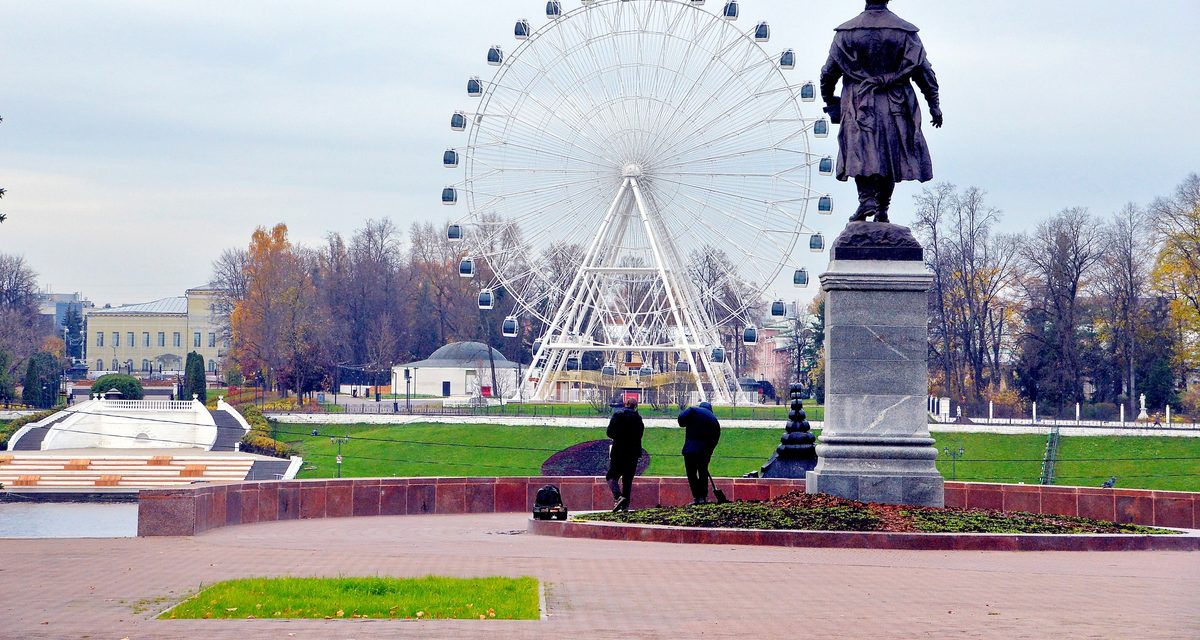 В Твери высадят около 60 тысяч тюльпанов на городских цветниках