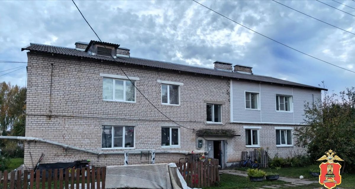 Жительница Рамешек за деньги поставила троих мигрантов на учёт в квартире с реальными жильцами